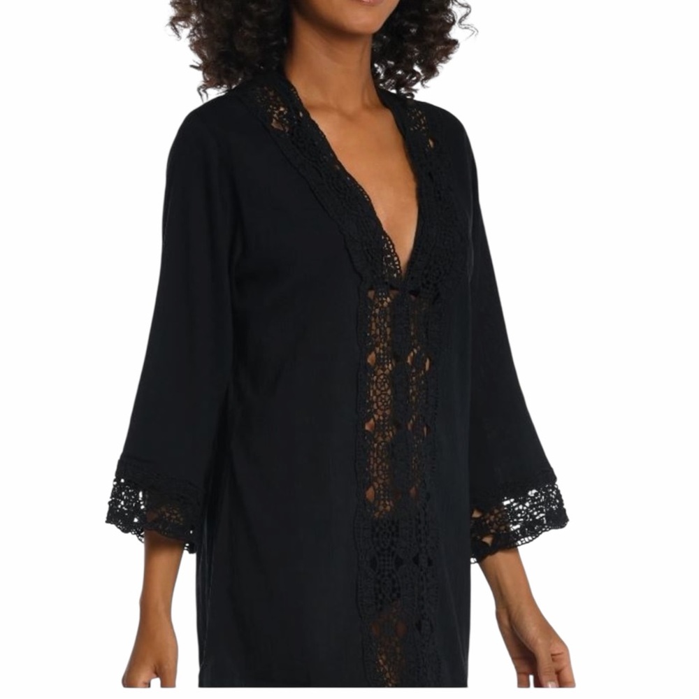 La Blanca Island Fare Tunic Black Size Medium V-Neckline Crochet Lace Trim